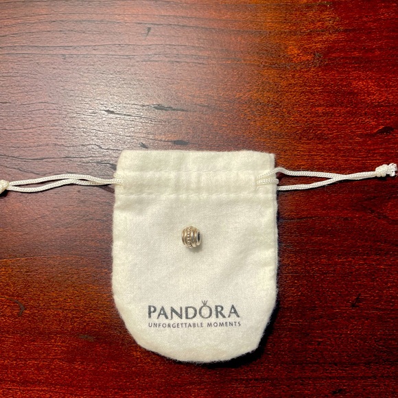 Authentic Pandora charm - Picture 1 of 4